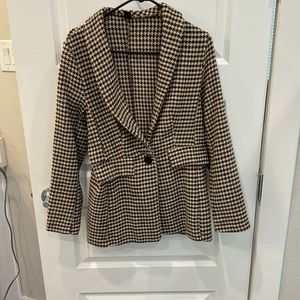 Houndstooth blazer